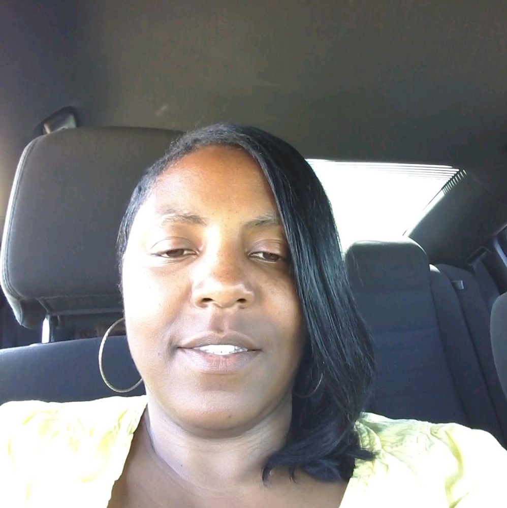 Meet your Posher, Angie